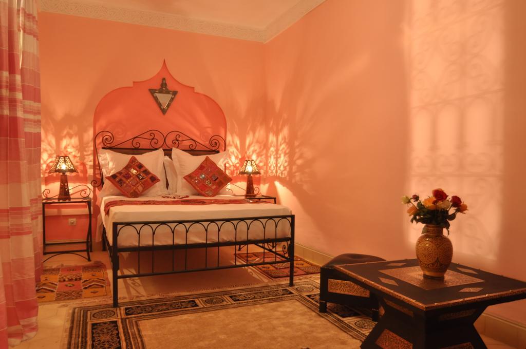 Riad La Famille Marrákes Kültér fotó